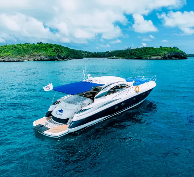 Top 3 Yachts You Can Rent in Boracay Island
