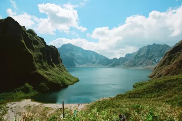 Mt. Pinatubo Helicopter Aerial Tour Philippines